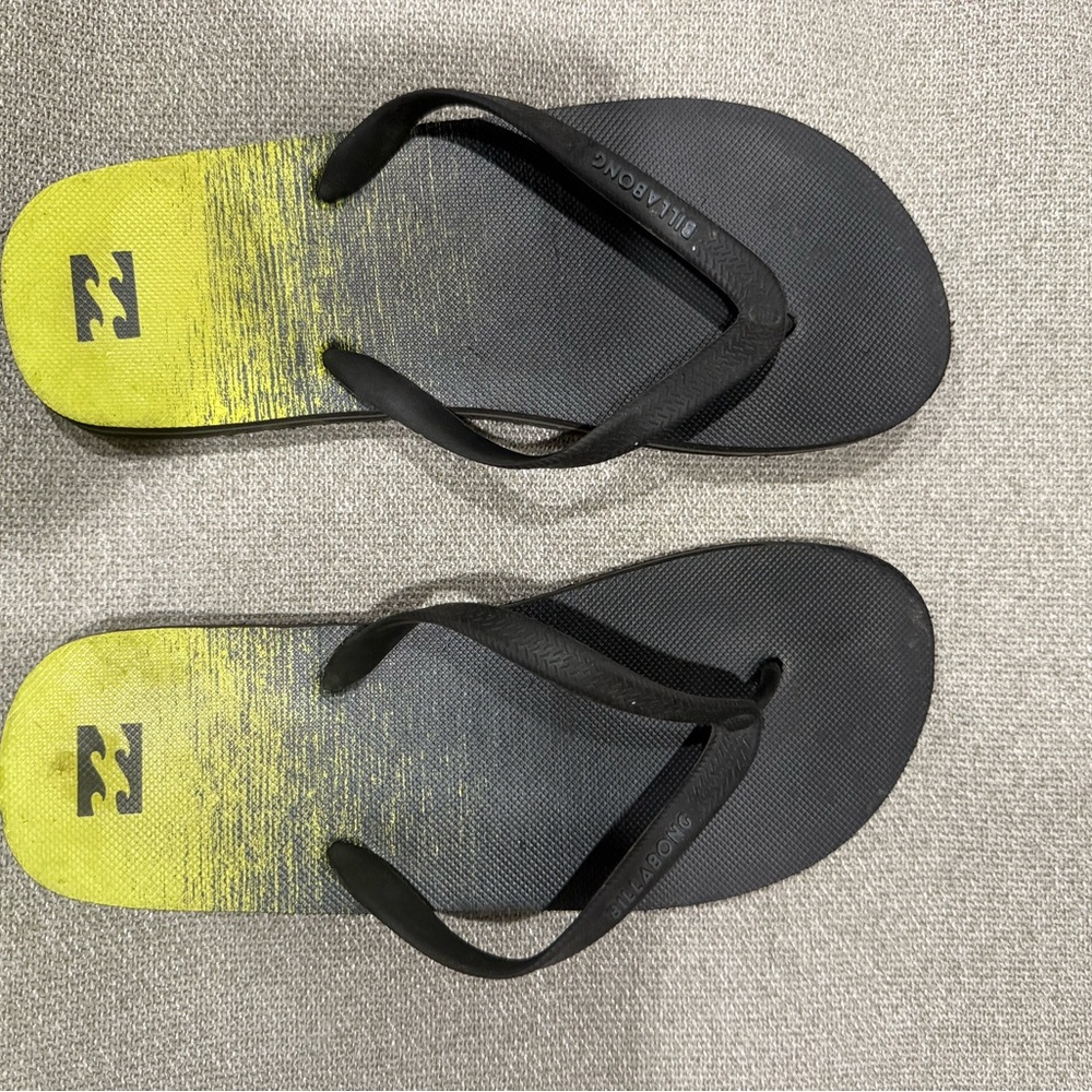 Billabong Black and Yellow Flip Flops